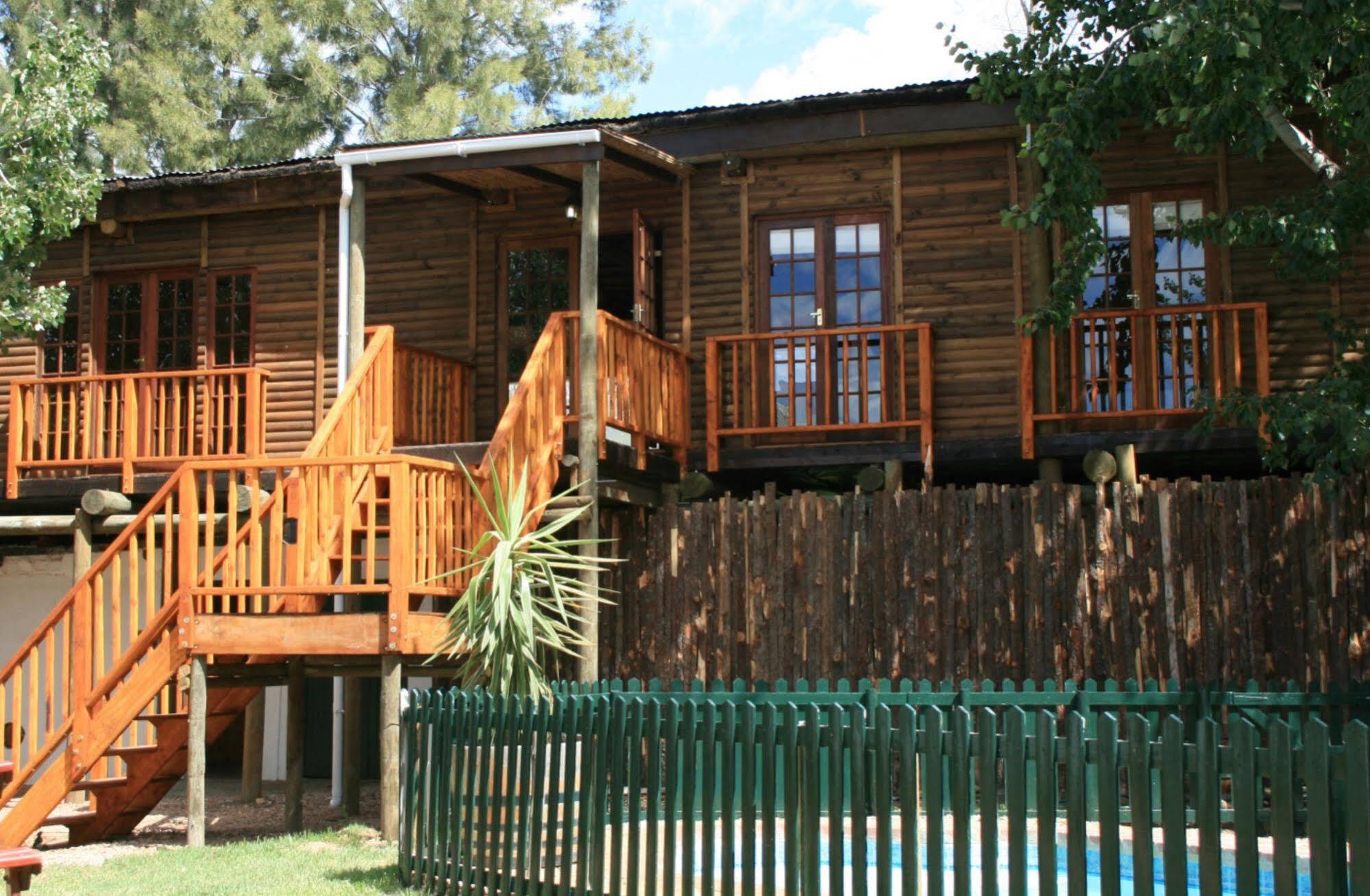 Vindoux Tree House Guest Farm & Spa Tulbagh Exterior foto